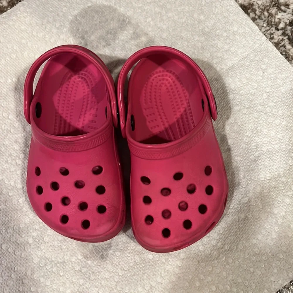 Pink crocs - Picture 4 of 4